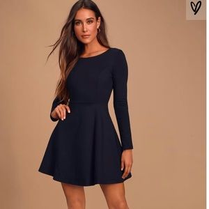 Chic Long Sleeve Black Dress